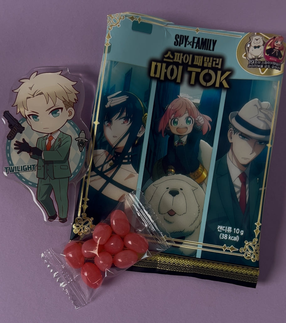 Spy X Family My TOK Phone Socket Blind Bag + Candy