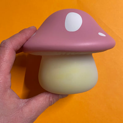 Kawaii Garage/Faulty Sale 🧡👑 Kawaii lampje paddestoel roze, verkleurd (#64)